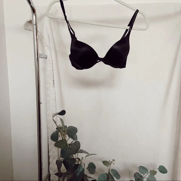 Victoria Secret Bombshell bra bundle 🤍🤎🖤 - Picture 2 of 5